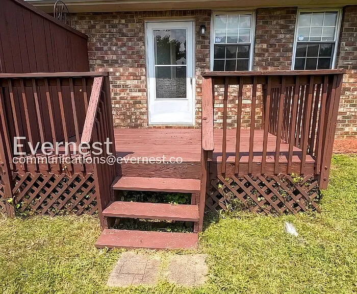 1114 N Graycroft Ave — Photo 11