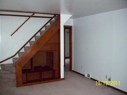 4th image of 233 Carnegie Ave