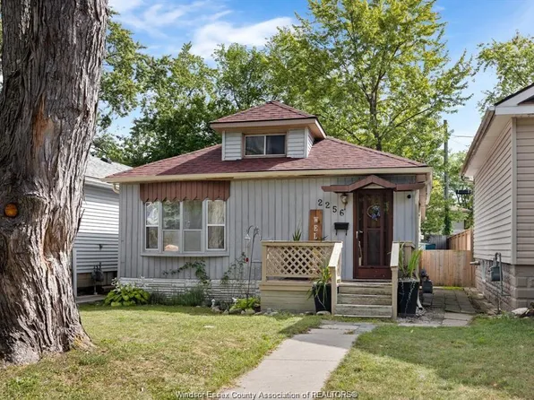2256 Church St, Windsor, ON N8X 1V9