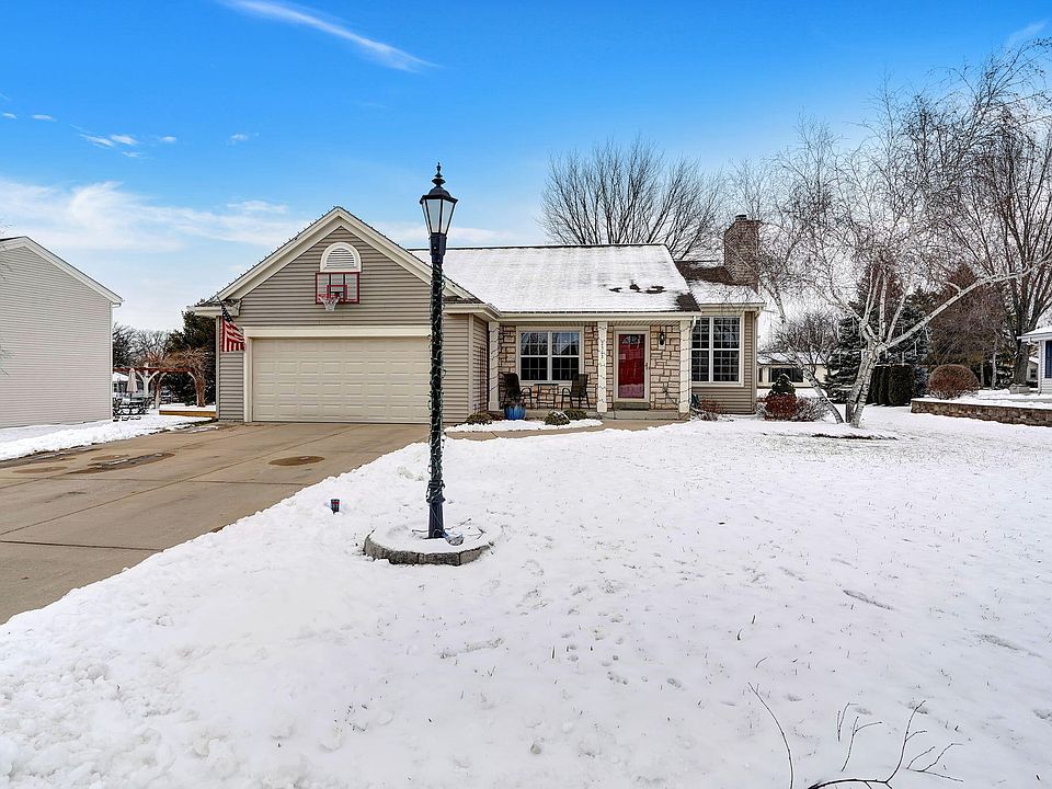 1st image of 2513 Michele Ln