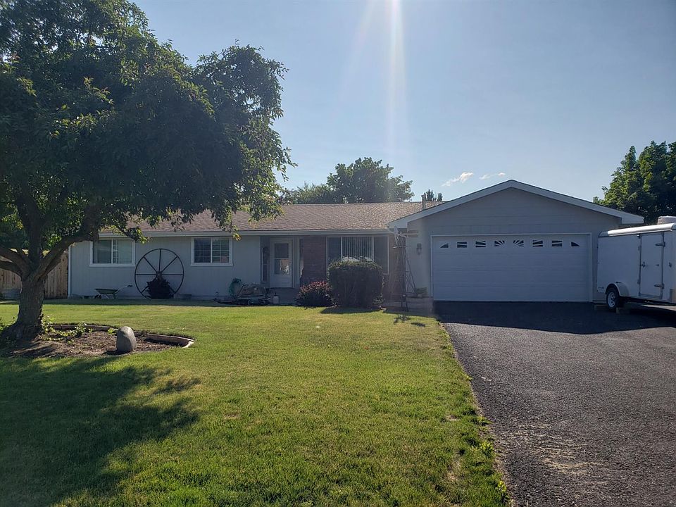 1st image of 4437 Lombard Dr