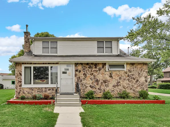 23761 N Cottage Rd, Lake Zurich, IL 60047