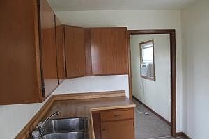 5th image of 2420 G Ave