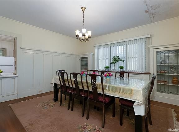 4th image of 2355 Oahu Ave