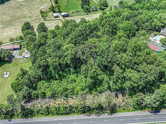 4th image of 2015 Highway 11 W