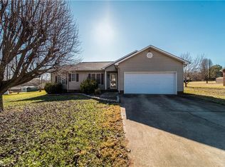 247 Scotts Creek Rd, Statesville, NC 28625