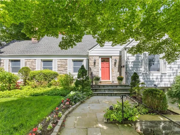 47 WILDWOOD Road, Scarsdale, NY 10583