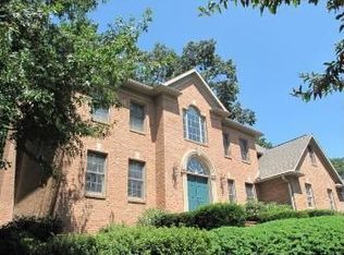 2360 Oak Leaf Dr, State College, PA