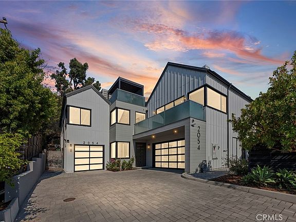 2nd image of 2054 Fixlini St