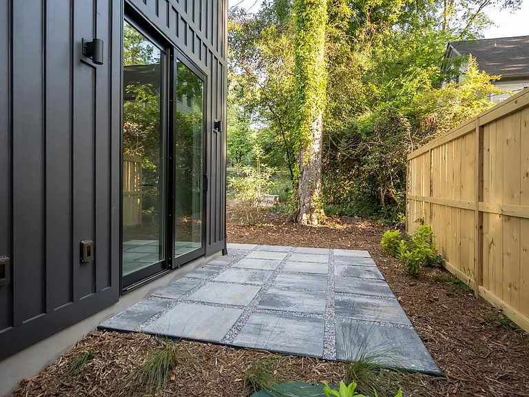 297 Morton Ave #BACK HOUSE — Photo 43