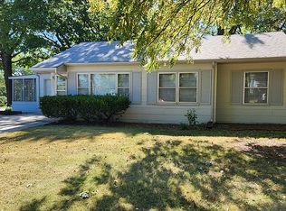 2501 Moundview Dr, Lawrence, KS 66049