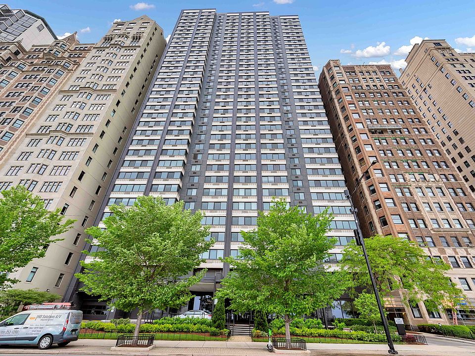 1st image of 1440 N Lake Shore Dr APT 19A