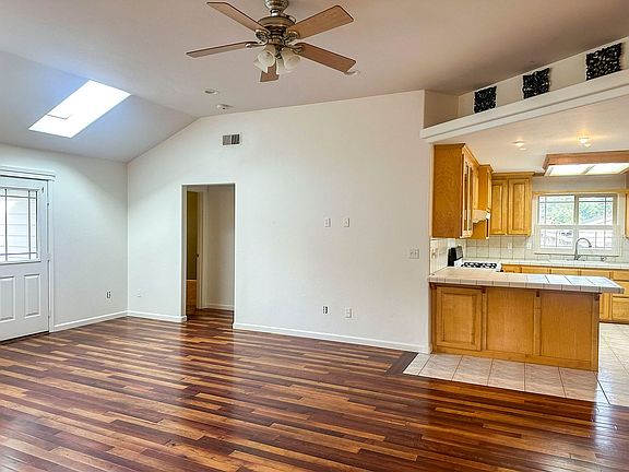 4th image of 515 Gatliff Ave