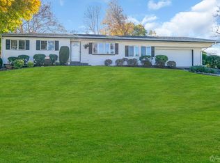 6 Georgetown Rd, Parlin, NJ 08859