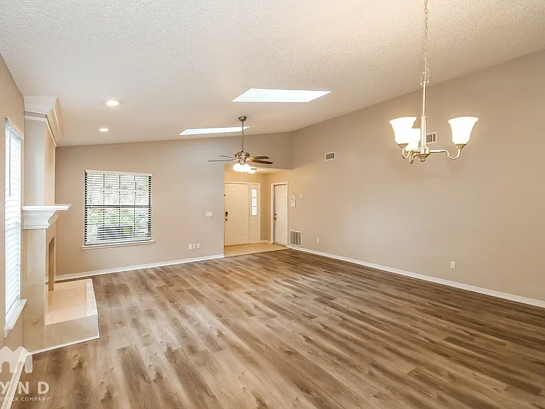 5464 Spring Brook Rd — Photo 8
