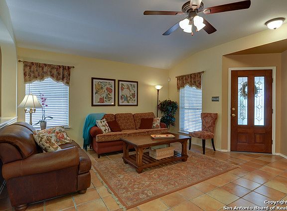 2nd image of 3022 Markham Woods