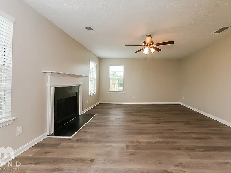 1037 Saint Augustine Pkwy — Photo 4