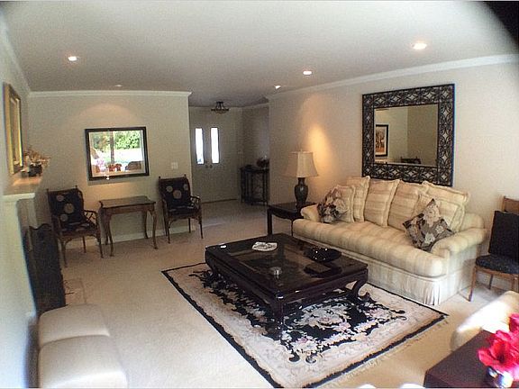 3rd image of 8340 Fable Ave
