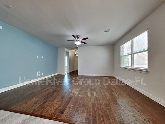 5th image of 1417 Green Leaf Dr