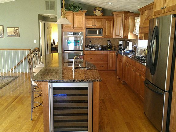 Main Level Chef's Kitchen