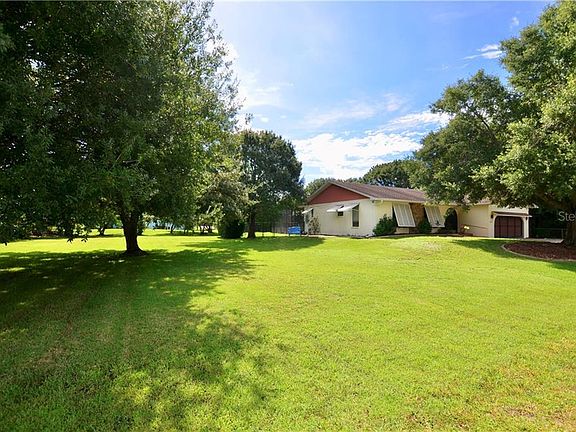 2nd image of 2710 Poinciana Ct