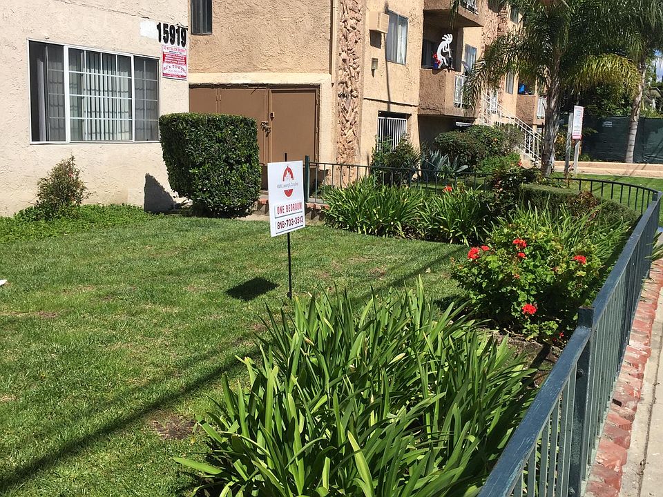 1st image of 15919 Vanowen St APT 7