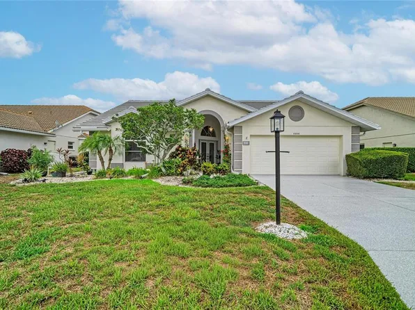 6604 Stone River Rd, Bradenton, FL 34203