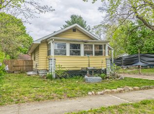 526 S Front St, Dowagiac, MI 49047