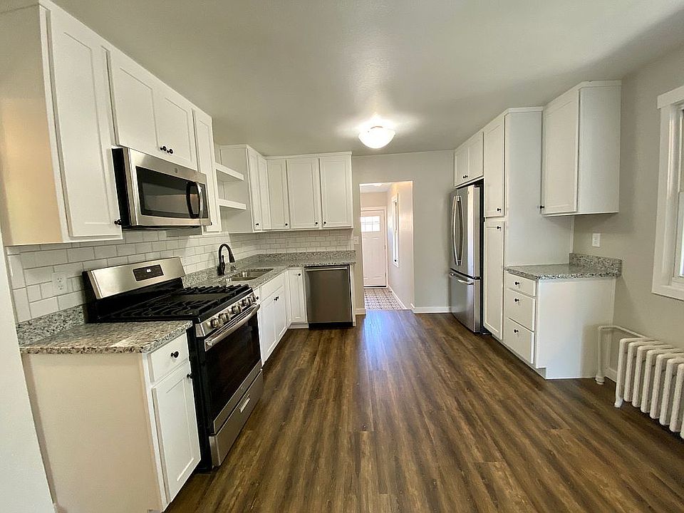 Unit 1 Kitchen