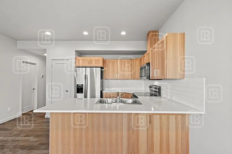 3 bed, 2.5 bath, 1457 sqft, $2,050 — Photo 2