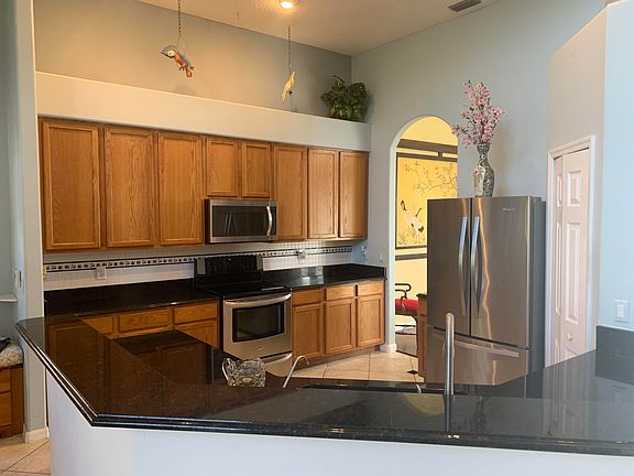 5th image of 6117 Meghan Dr