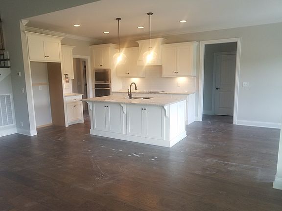 3rd image of 1224 Alex Walker Dr