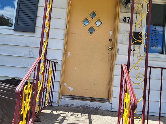 4th image of 47 Robin Hill Pl