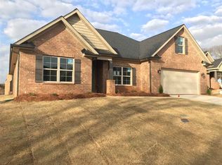 101 Pleasant Meadow Ct, Greer, SC 29651