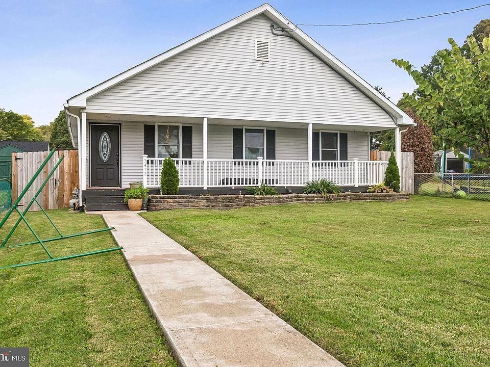 1st image of 7412 Poplar Ave