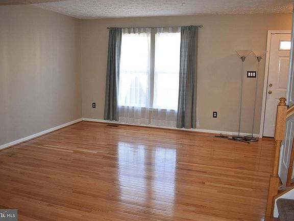 2nd image of 2853 Piscataway Run Dr