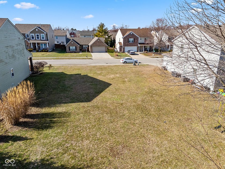 2nd image of 8337 Fieldfare Way