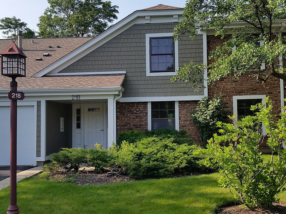 1st image of 218 Deerpath Ct Unit B1