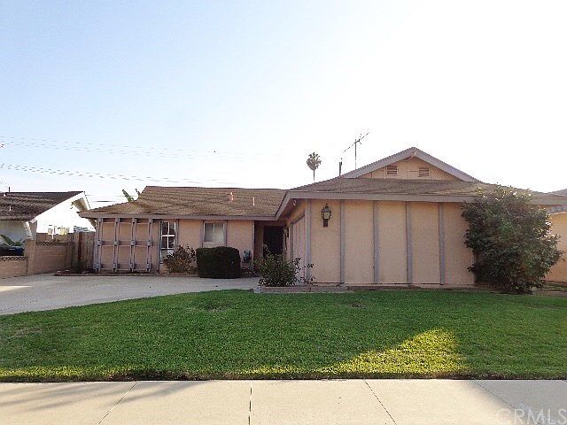 1st image of 8722 Oasis Ave