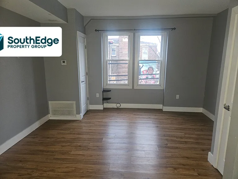 92 Clinton Pl #2C — Photo 3
