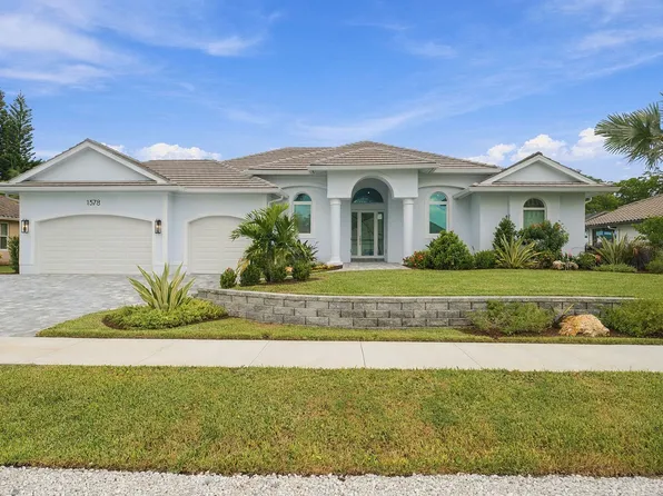 1578 Jamaica Ct, Marco Island, FL 34145