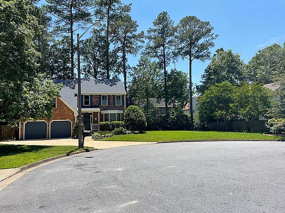 3rd image of 451 Honey Locust Way