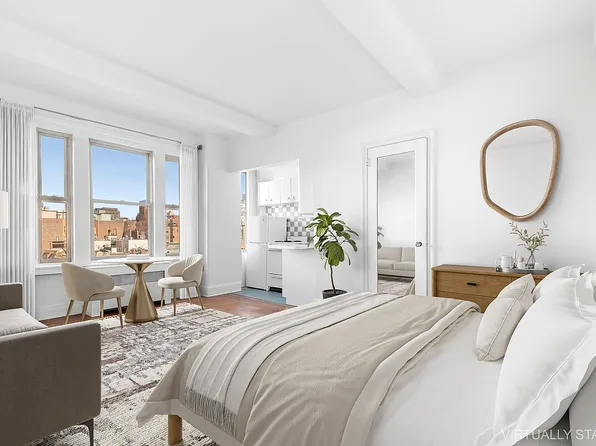 24 5th Ave APT 831, New York, NY 10011