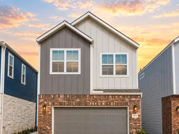 9814 Magnolia Village Ln, Houston, TX 77080