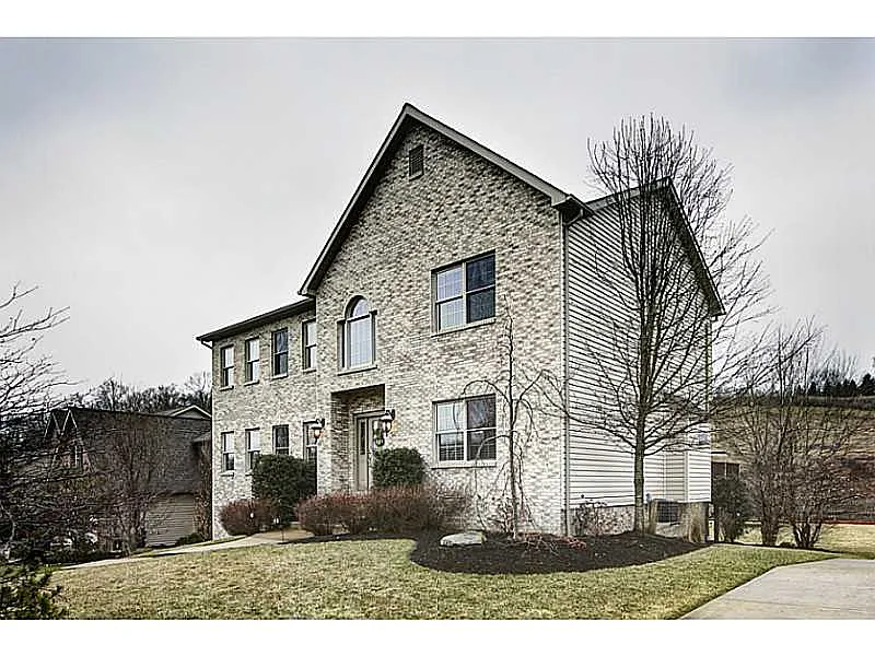 5018 Harvest Dr photo 1