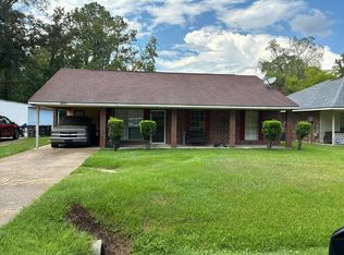 14821 Bluff Creek Dr, Baker, LA 70714