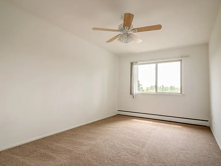 1565 Saint Paul Ave #1575 — Photo 8