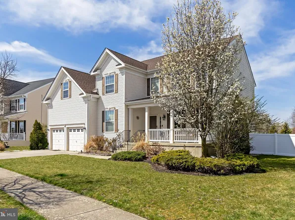 307 Windsor Rd, Mullica Hill, NJ 08062