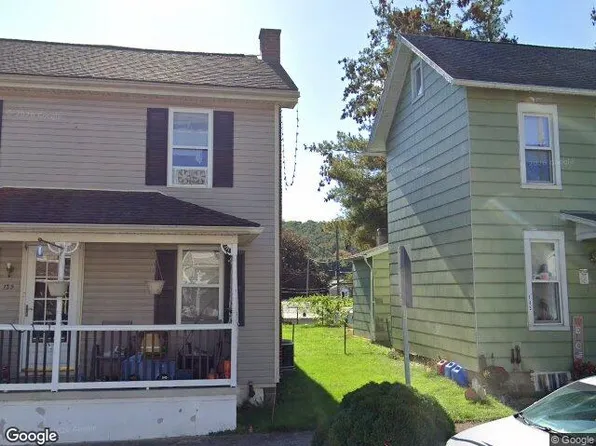 139 W McClure St, New Bloomfield, PA 17068