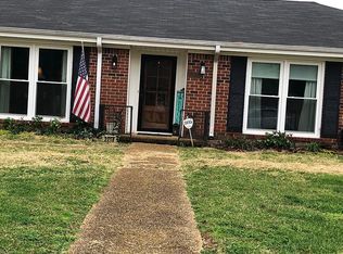 2218 Cloyd Blvd, Florence, AL 35630